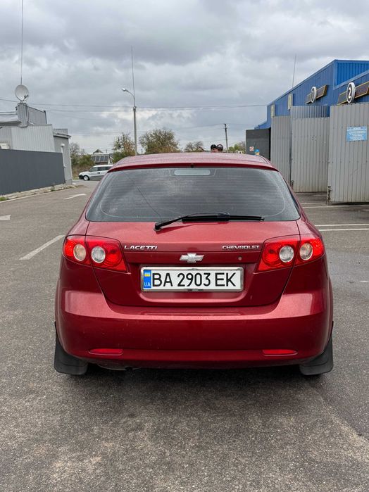 Chevrolet Lacetti 2006 хетчбек 1.4Л бензин