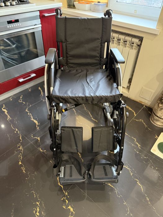 Інвалідна коляска invacare Action NG2