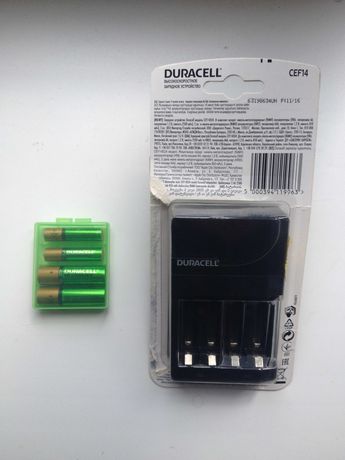 Зарядний пристрій Duracell CEF 14