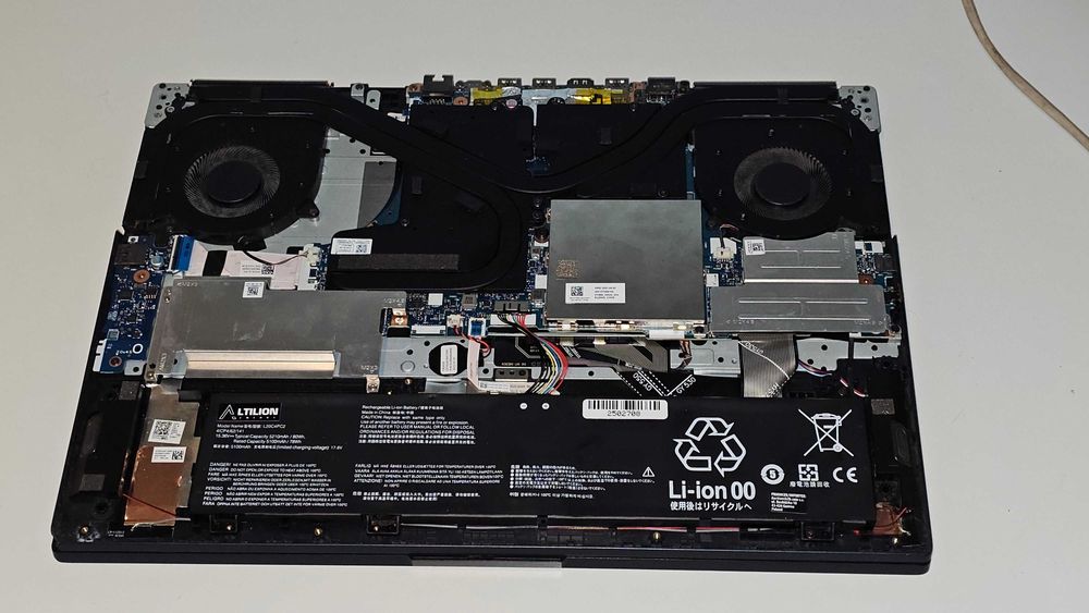 Lenovo Legion 5 17ACH6H 17,3" 144Hz R5 5600H 16GB 512GB RTX3060 (130W)