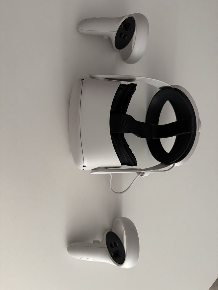 Oculus Quest 2 + Elite strap