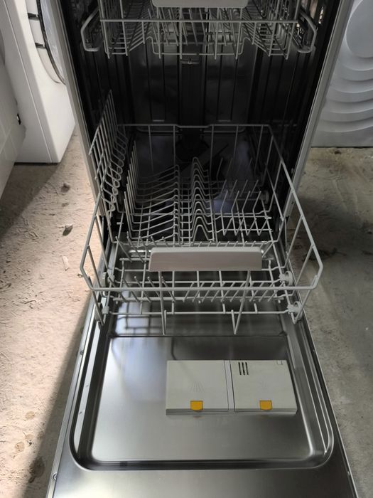 Посудомийна машина (45cm)  Miele G 5430 SC SL