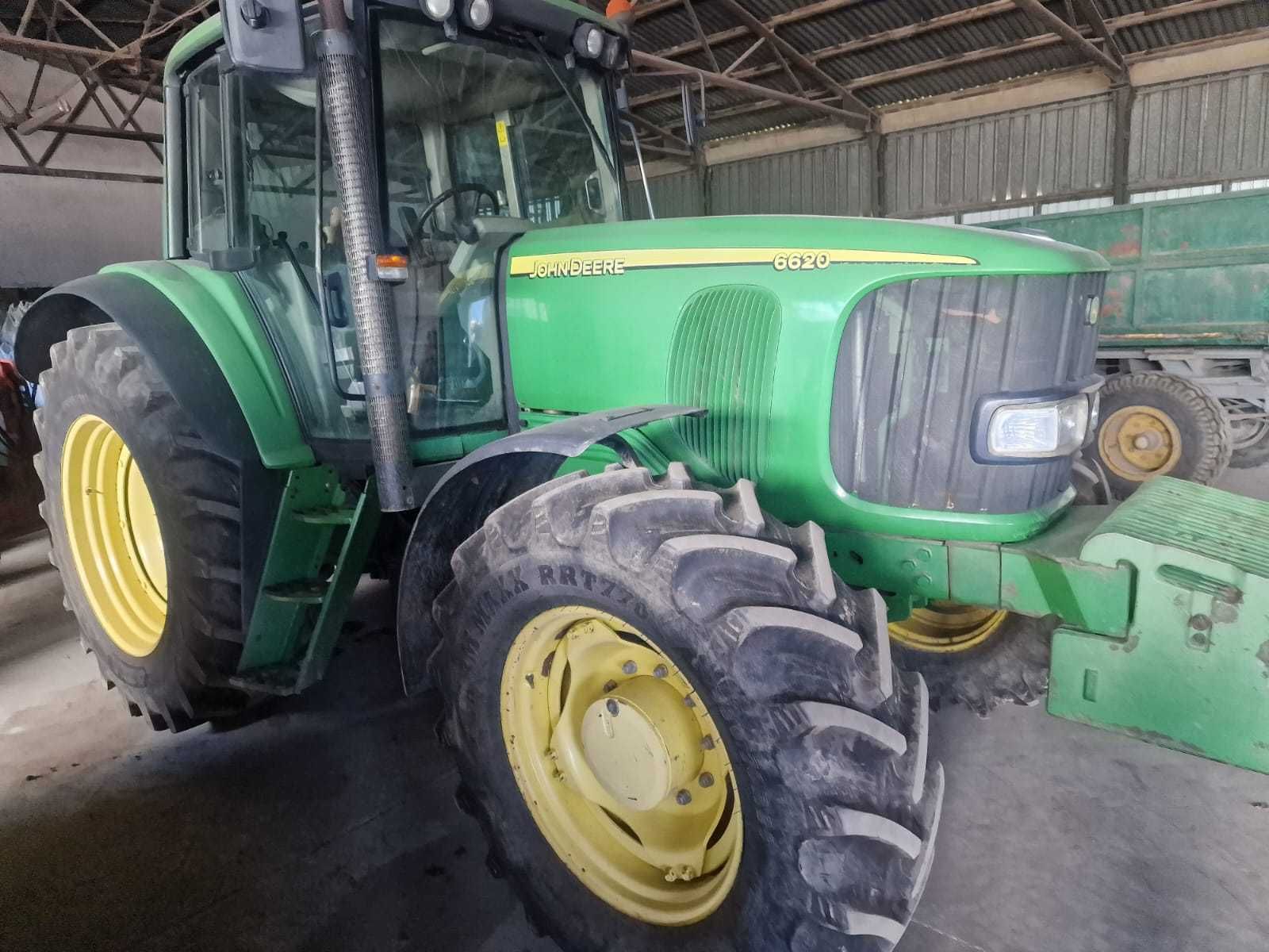 Ciągnik rolniczy John Deere 6620 PREMIUM rocznik 2006