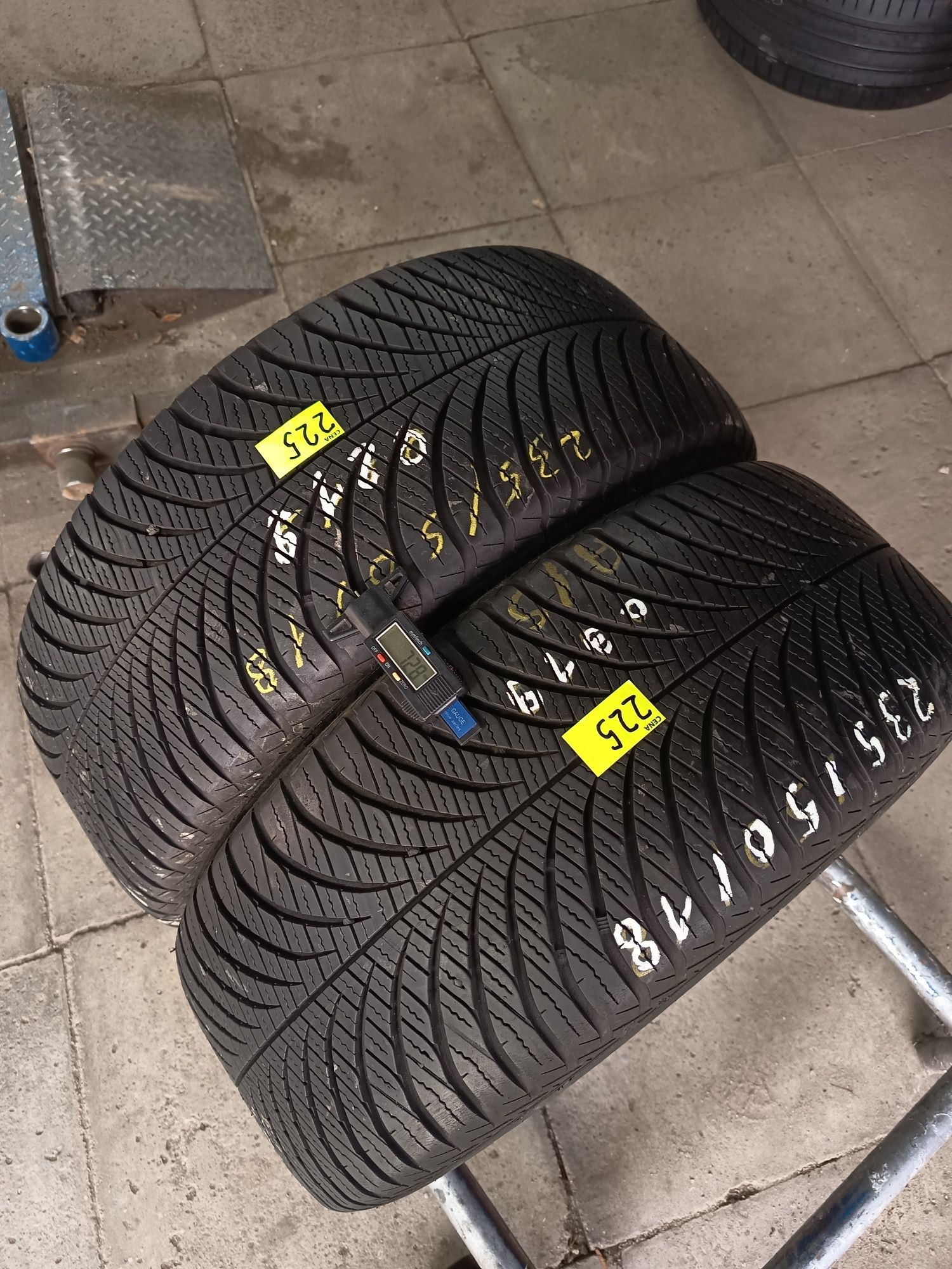 Opony całoroczne 235/50/18 Goodyear 2szt/Montaż Wysyłka 25zł Gwarancja