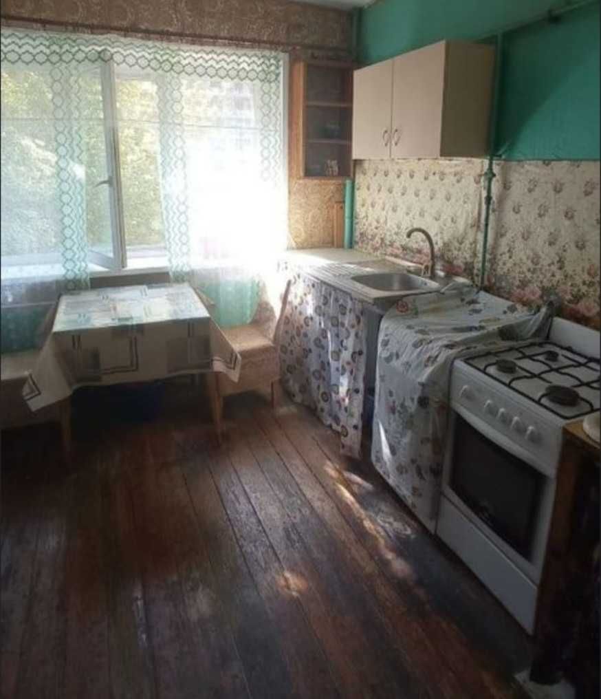 Продам гостинку м.Ботанический сад