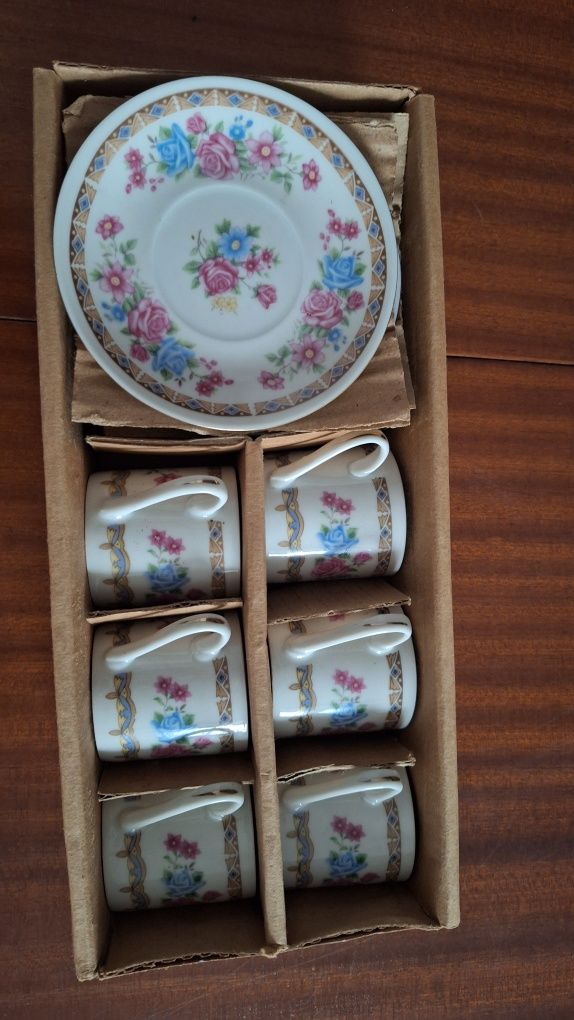 Coffee cup and saucer
