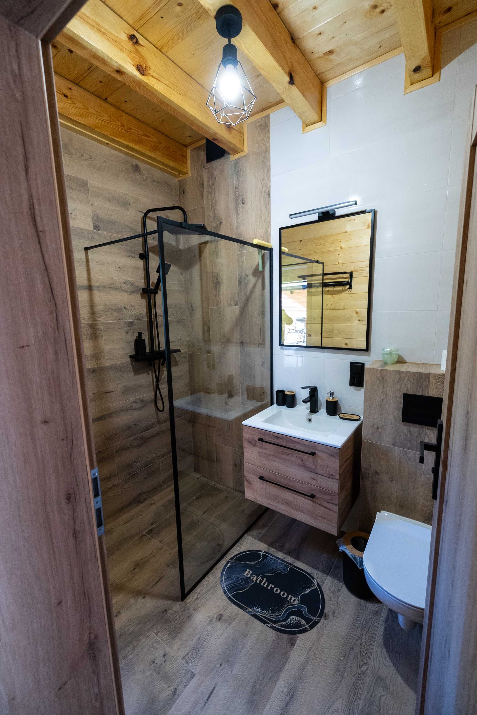 Domki letniskowe Noclegi balia- jacuzzi  świętokrzyskie