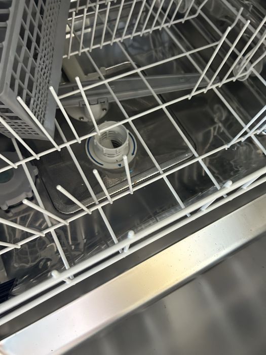 Посудомойна машина привезена з германіи…