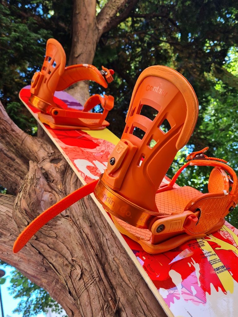 Snowboard Deska Capita horrorscope fk 52. 152 cm. Wiązania Union bindi