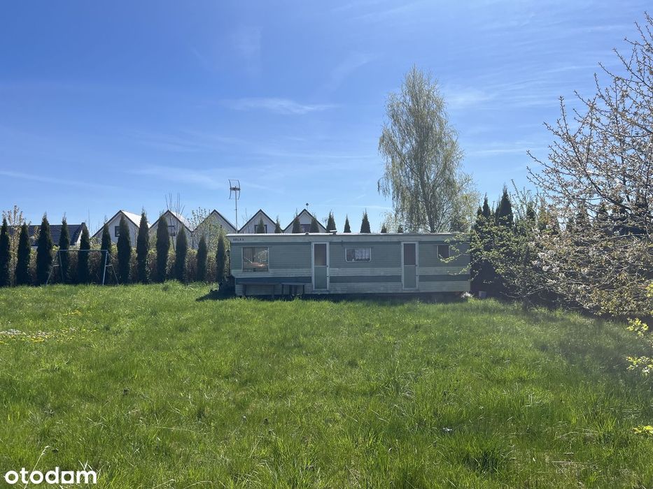 Działka budowlana 1500 metrów od morza