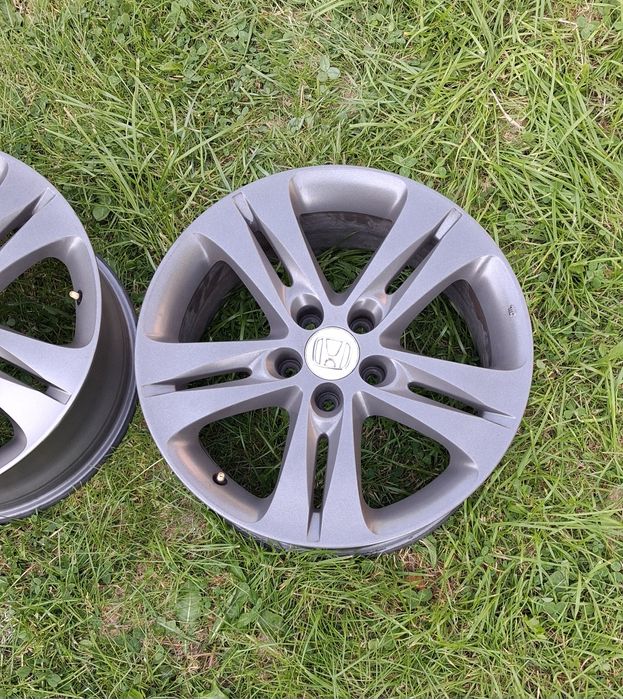 Felgi 18 TypeS do Honda Accord 5x114.3 ET55 szer. 8 cali bardzo ładne