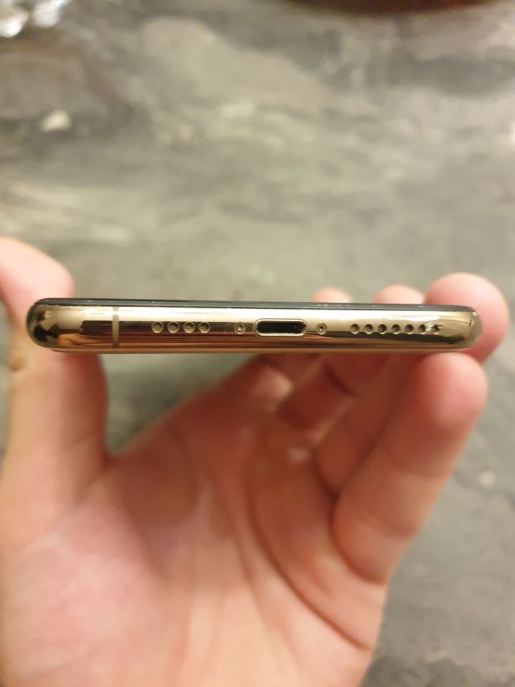 Iphone xs max 256 gold