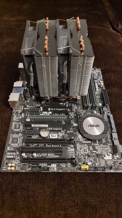 Płyta główna ASUS Z97-AR + procesor i7 4790k + 16 GB RAMu + chłodzenie
