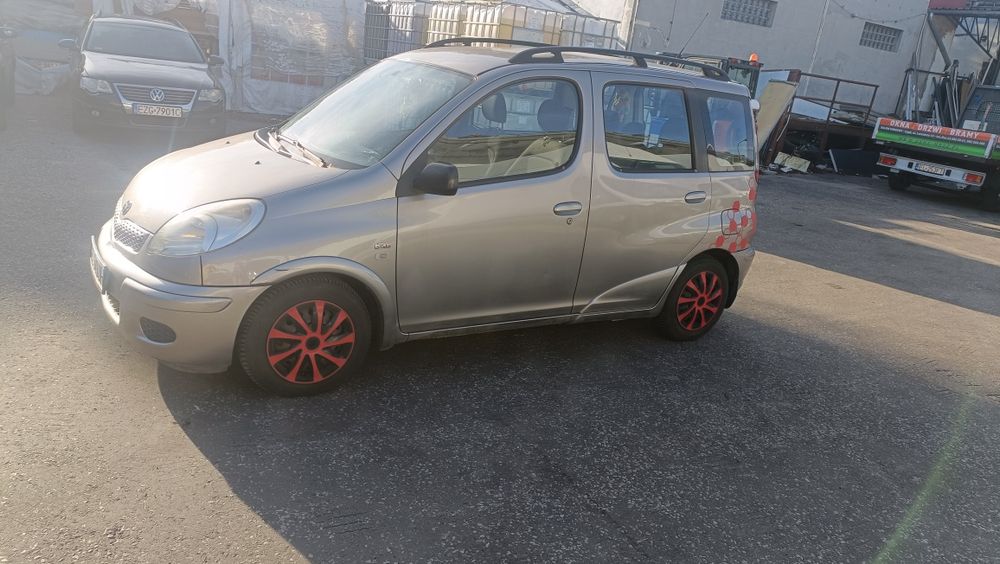 Toyota Yaris Verso