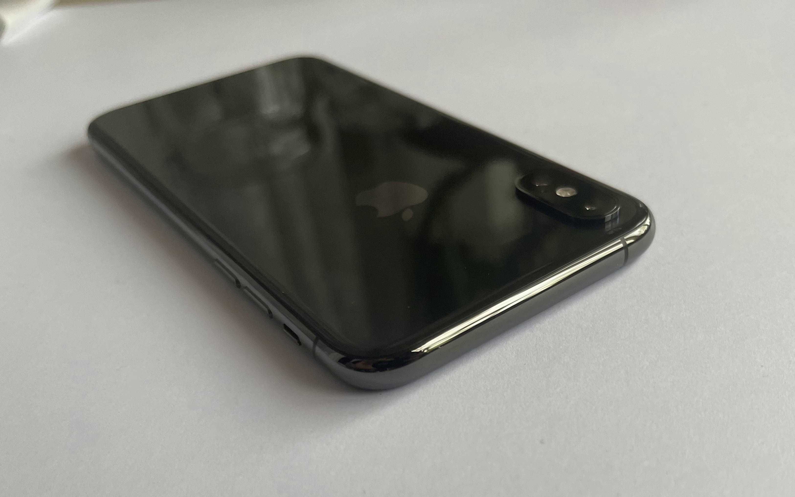 iPhone XS 256GB Space Gray Neverlock