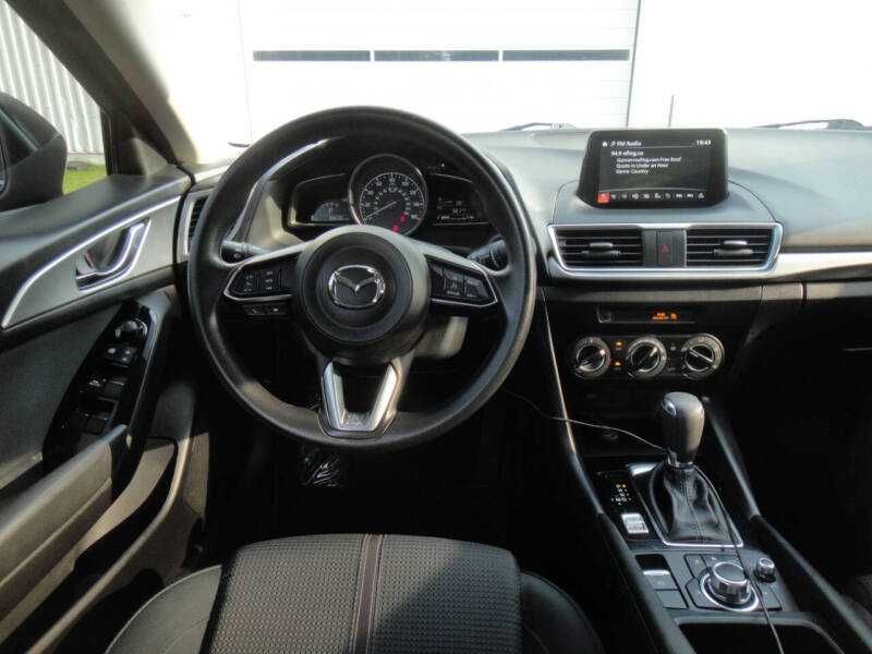 2017 Mazda MAZDA3 Sport