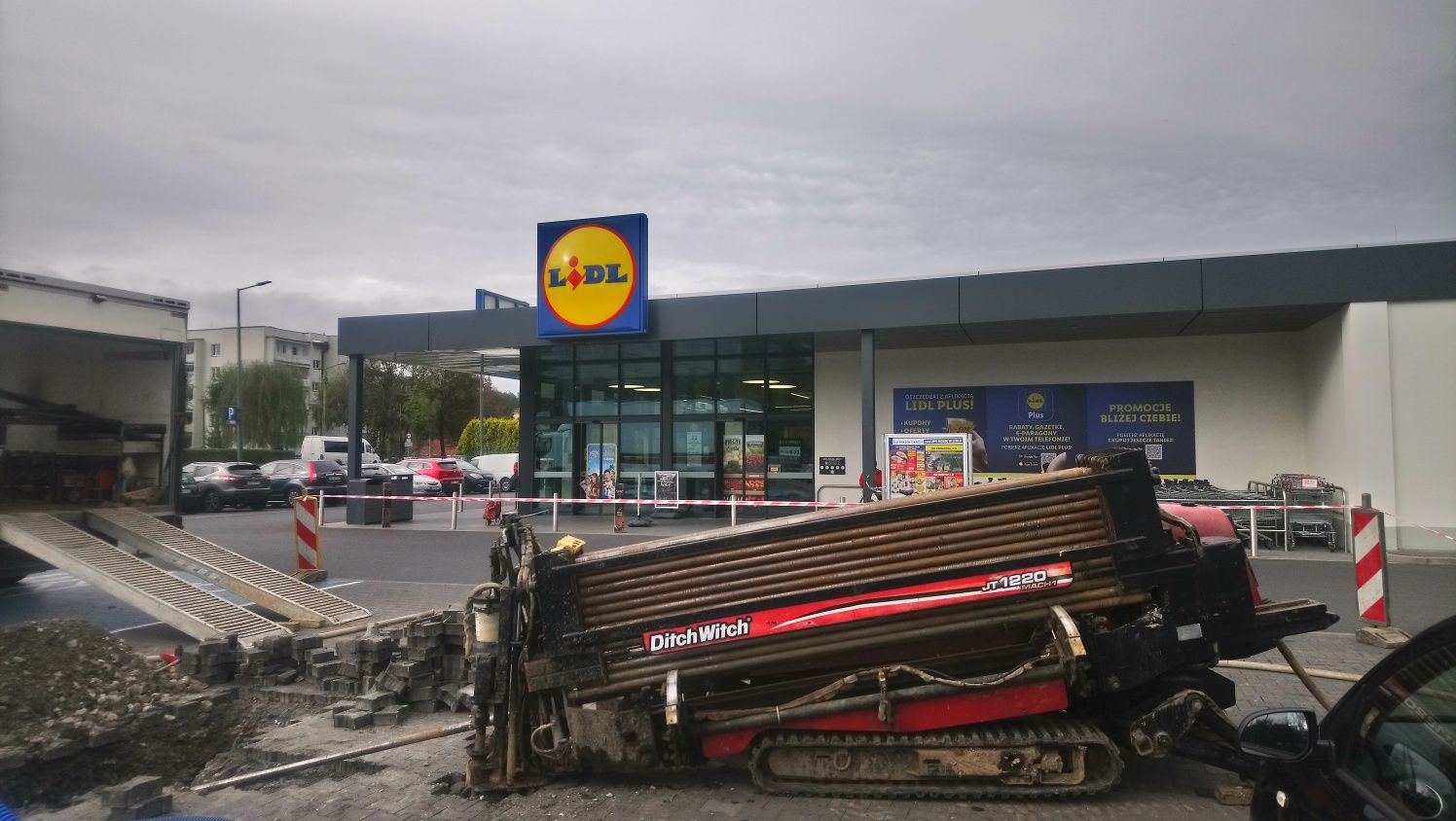 Przewiert sterowany HDD, przewiert pod drogą Ditch Witch Kraków +200km