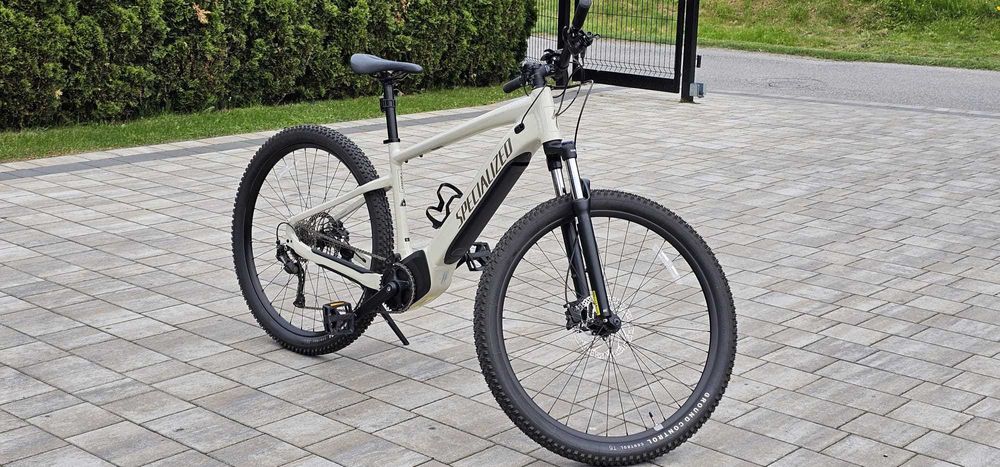 Nowy  LEKKI MTB  Elektryczny SPECIALIZED Turbo Tero 3 Rozmiar L