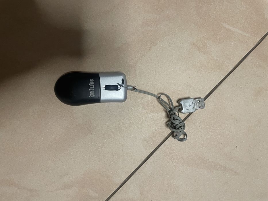 Mala myszka do laptopa