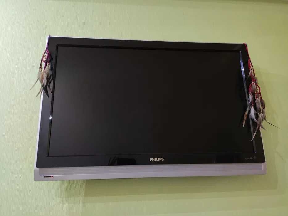 Продаю телевізор ЖК Philips 44pfl5422/12