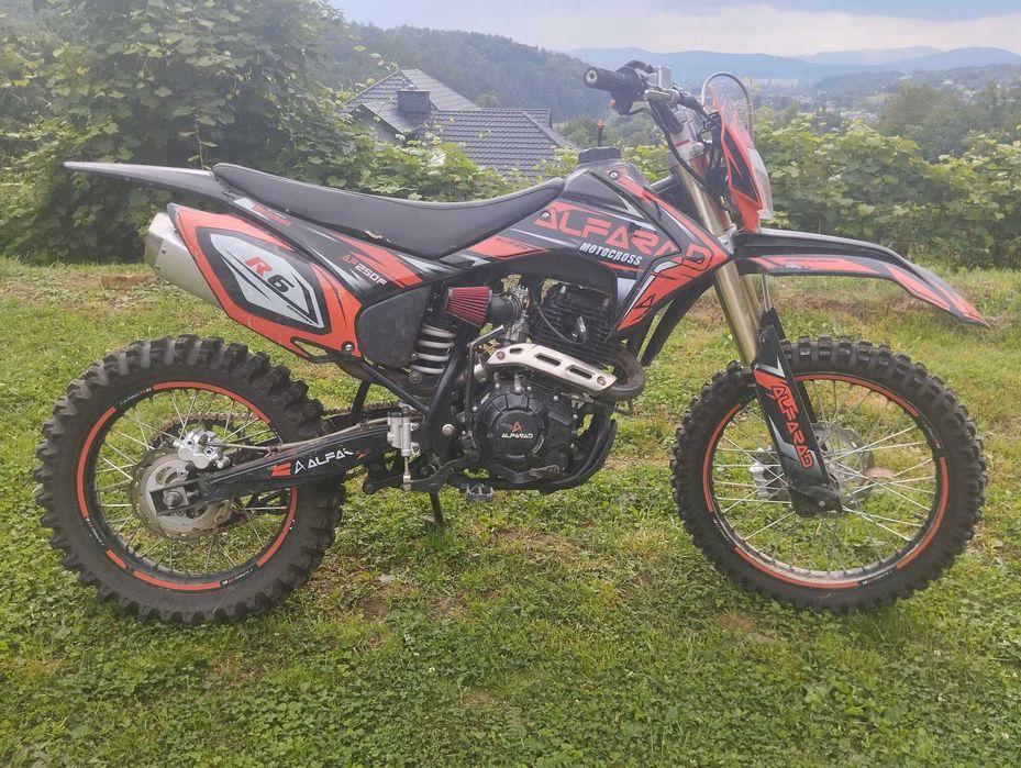 Cross Alfarad R6 250
