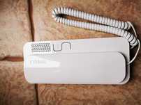 Unifon SMART-D – cyfrowa słuchawka domofonowa(biała)