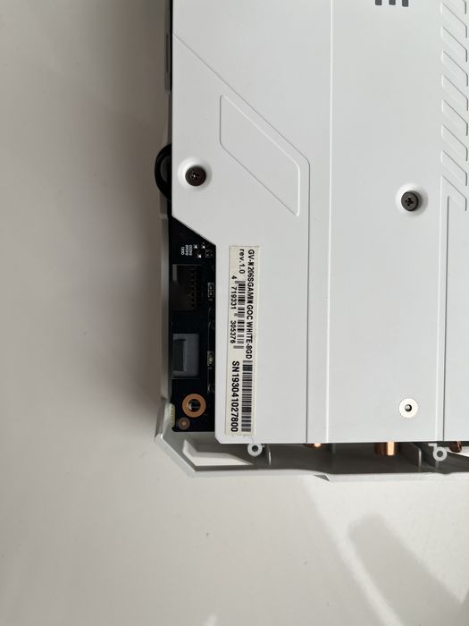 GIGABYTE rtx 2060 White Edition – Limited Edition