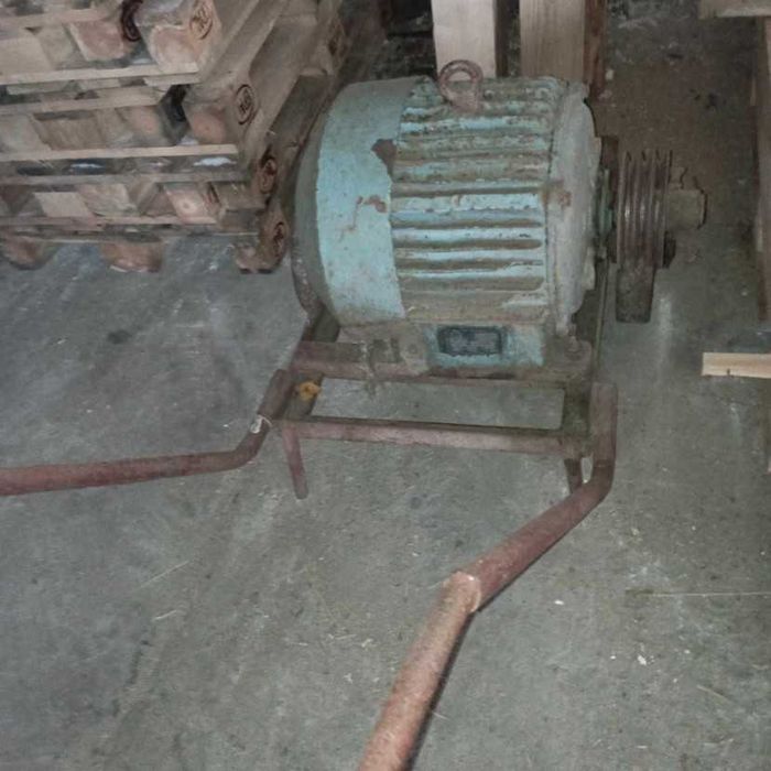 silnik trójfazowy ZSSR 14 kw 1460 obr/min