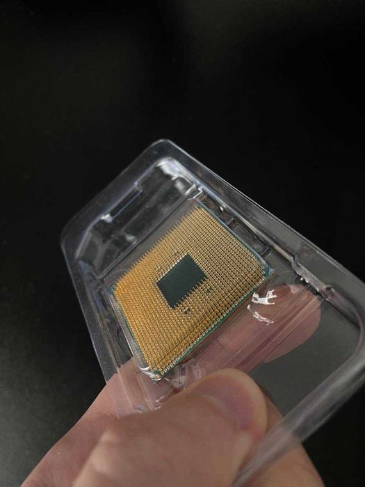 Процесор Ryzen 3 2200G