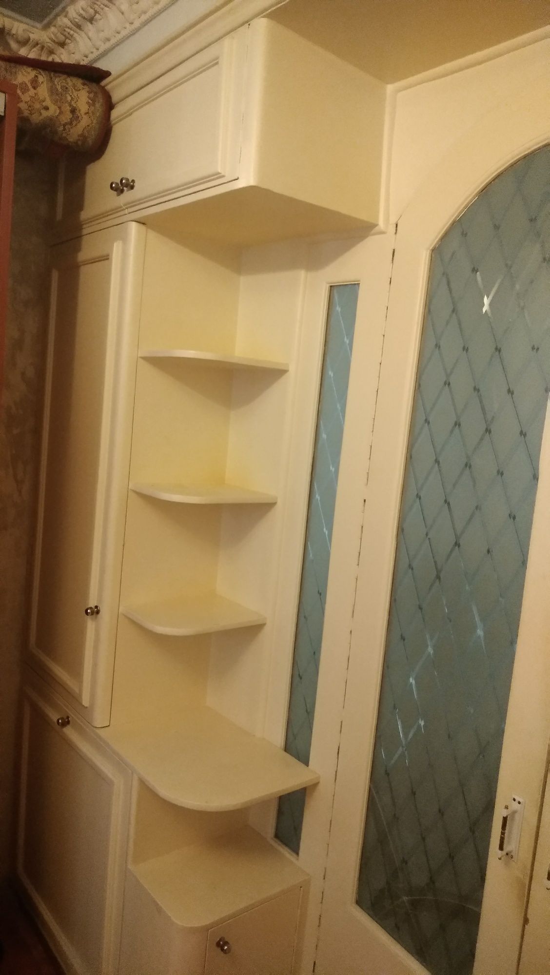 Арочные входные двери от шкафа с двух сторон