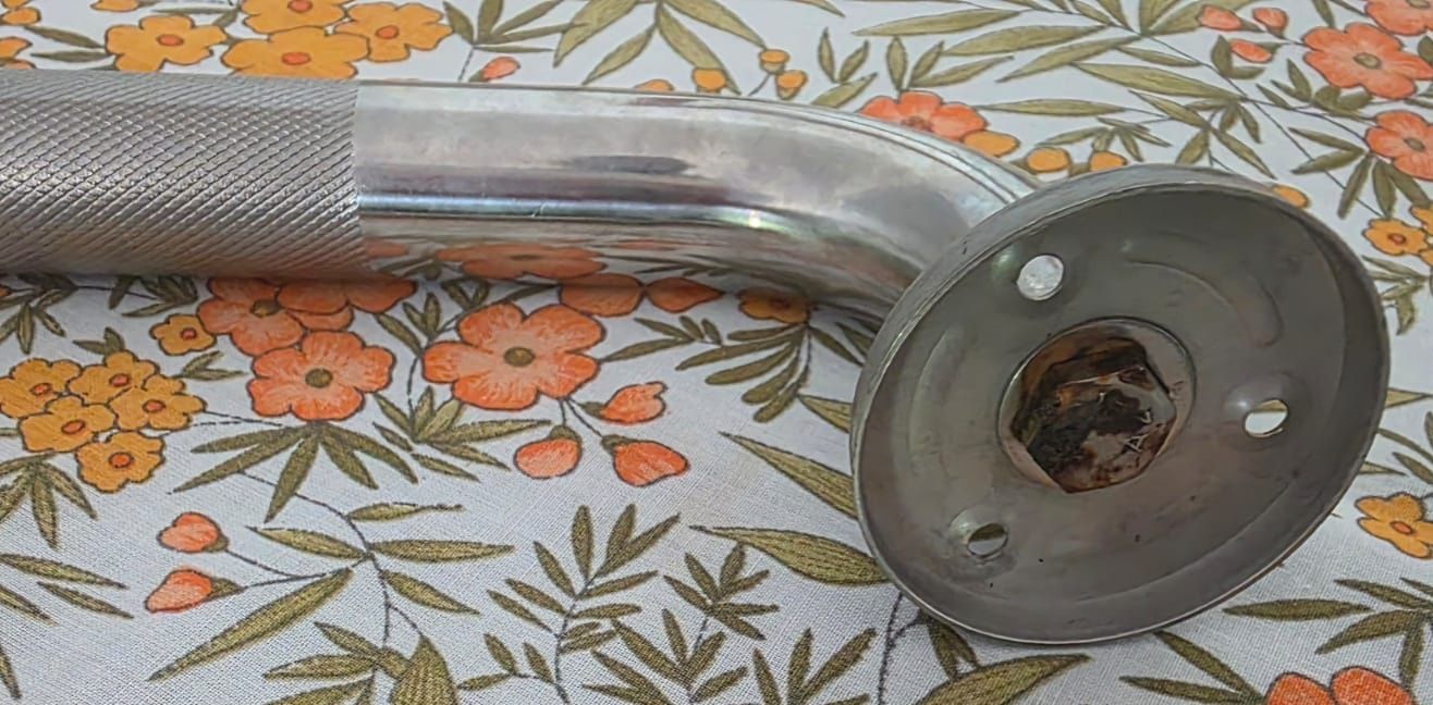 Conjunto de barras de apoio para wc