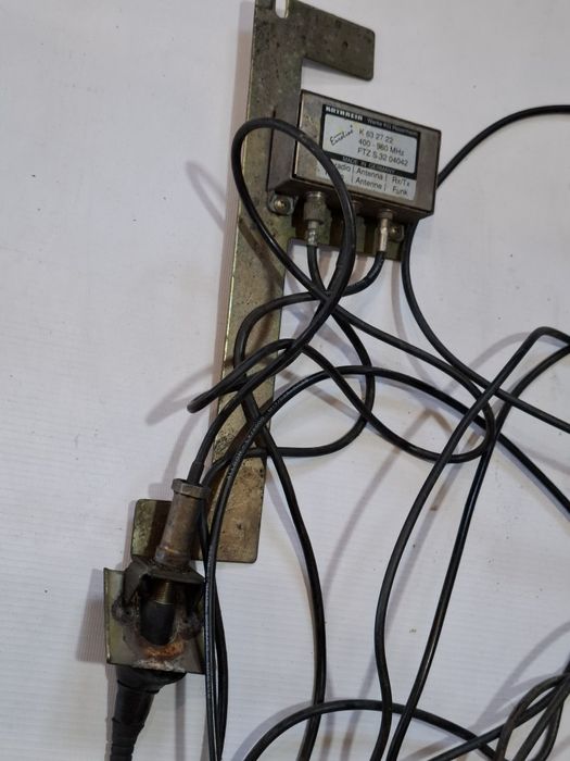 Антена с проводкой и кронштейном Мерседес Т124