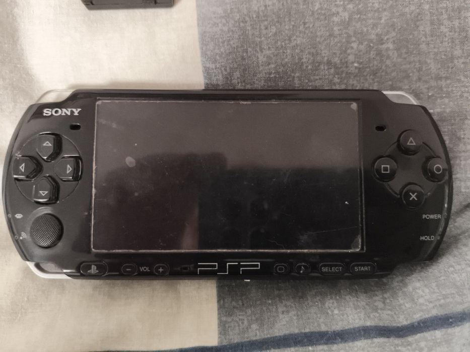 Продам  PSP 3008 б.у потребує ремонту