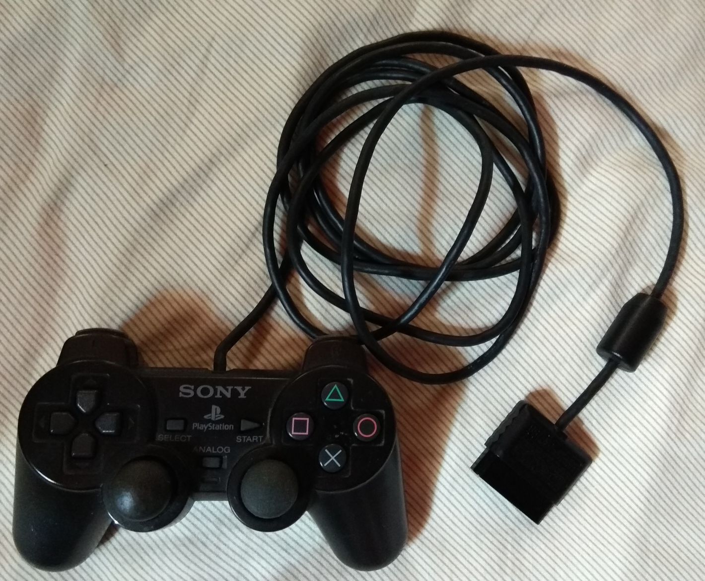 PlayStation 2 impecável com ou sem jogos