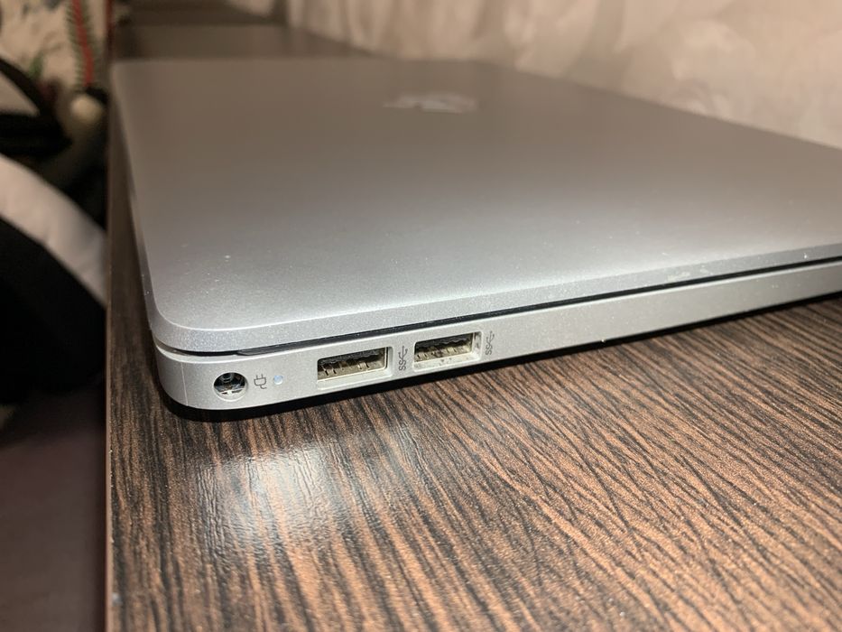 HP 15S Ryzen 5300U/8GB/256GB/IPS