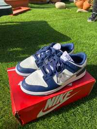 Sapatilhas Nike Dunk Low - Midnight Navy
