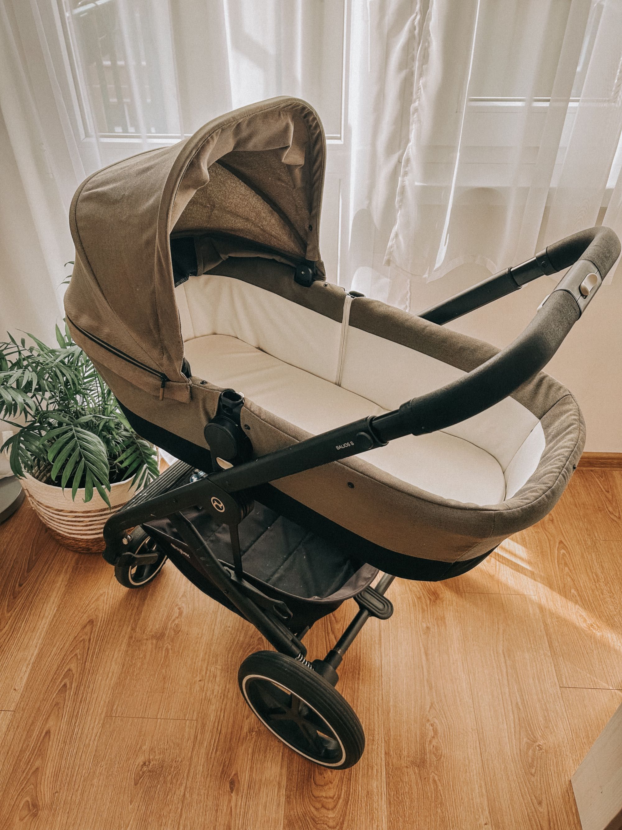 Cybex Gold Balios S, spacerówka kubełkowa i gondola 2w1 khaki/czarny