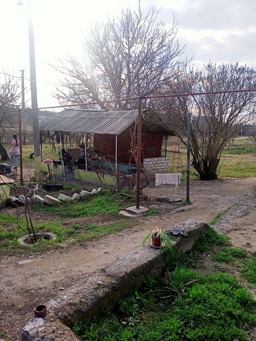 Продается участок16000 дол.