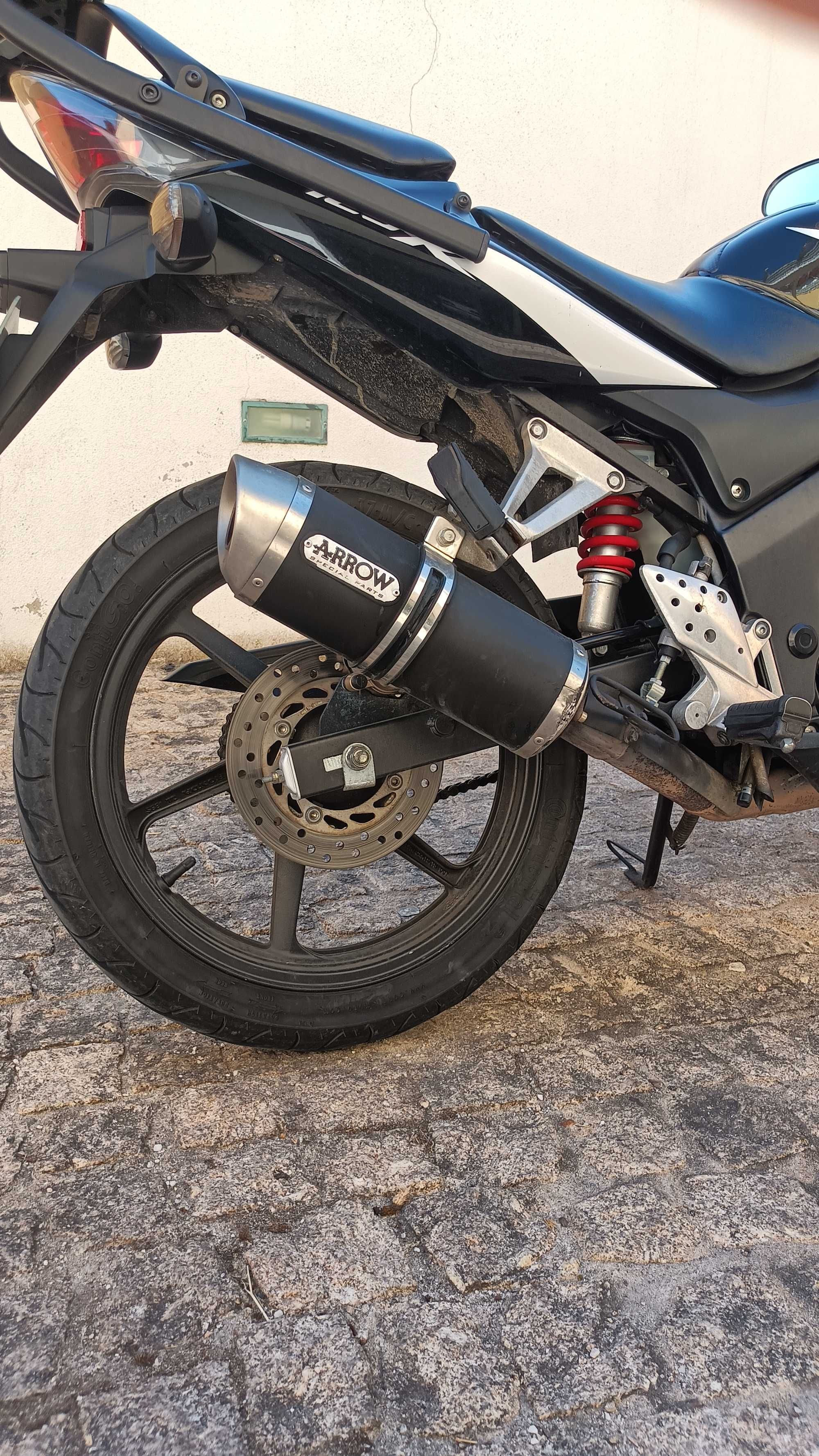 Honda CBR125R (CARTA A1)