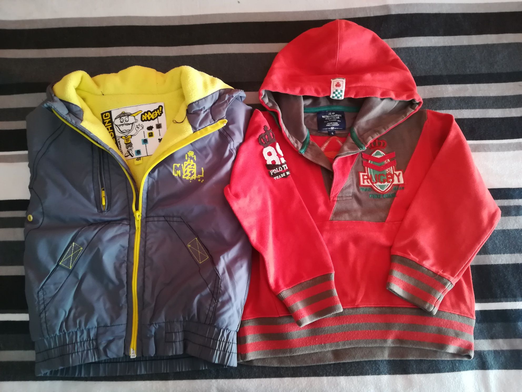 Parka Cinzenta e Sweats C/Capuz 4 anos