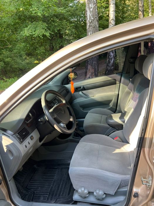 Автомобіль Chevrolet Lacetti 2008