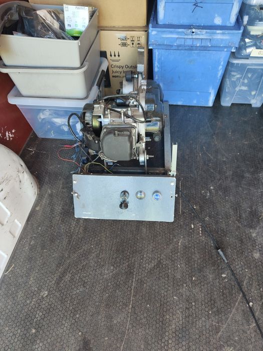 Części używane ,nowe do skutera retro La souris,Znen,AGM,Iva