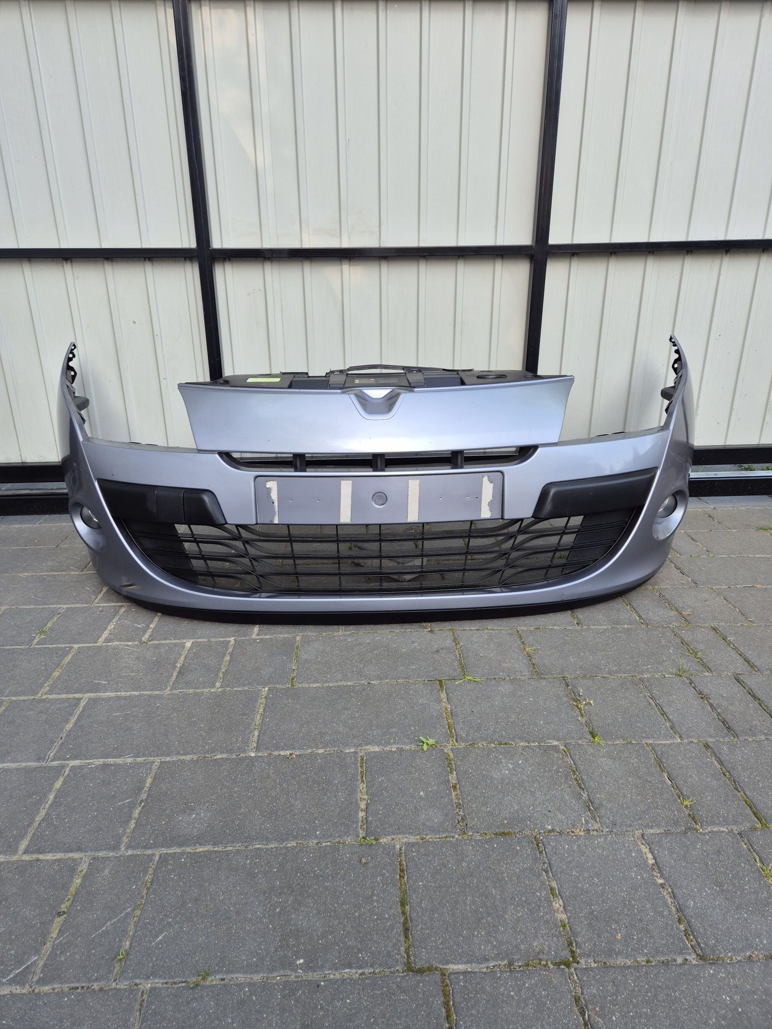 Zderzak przód przedni renault megane III kod lak TERNR rok 08