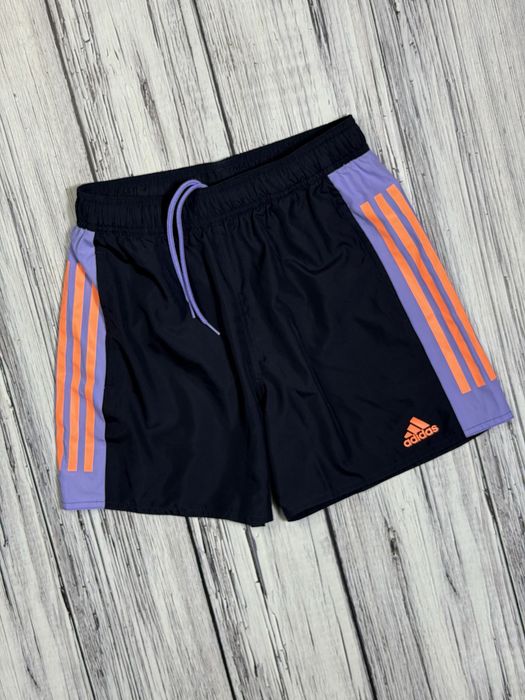 Adidas шорты оригинал s размер