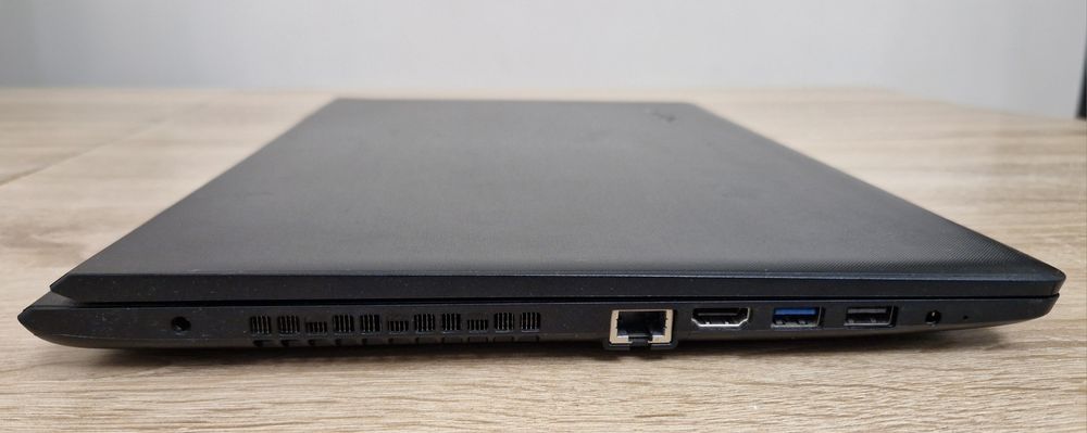 Laptop Lenovo 110-15ISK Pentium 2.1 GHz 15.6" 8GB RAM 256GB SSD Win10