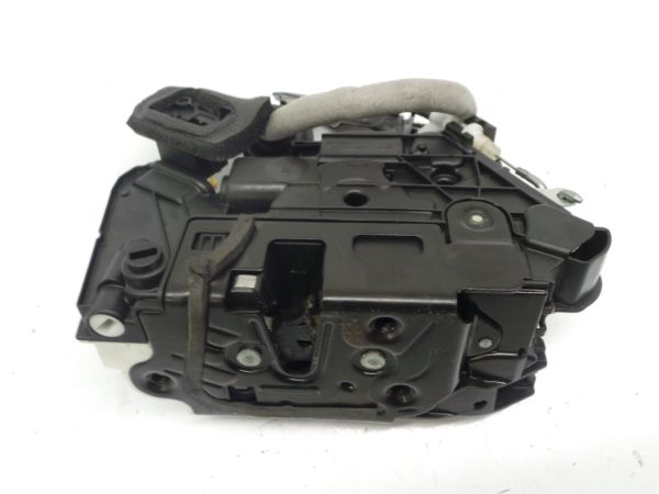 Fechadura / fecho porta trás esquerdo VOLKSWAGEN Polo (6R, 6C)