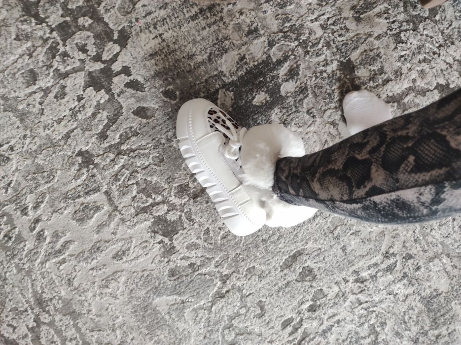 Ботінки зимові жіночі