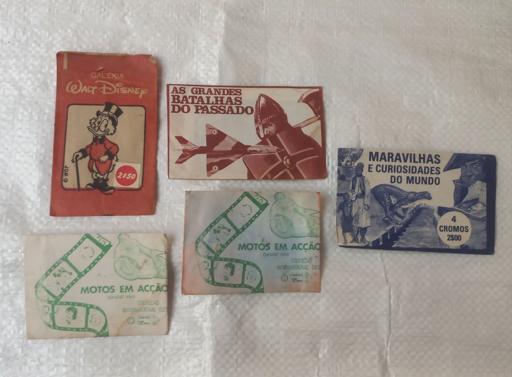 Lote de carteiras de cromos antigos, selados.