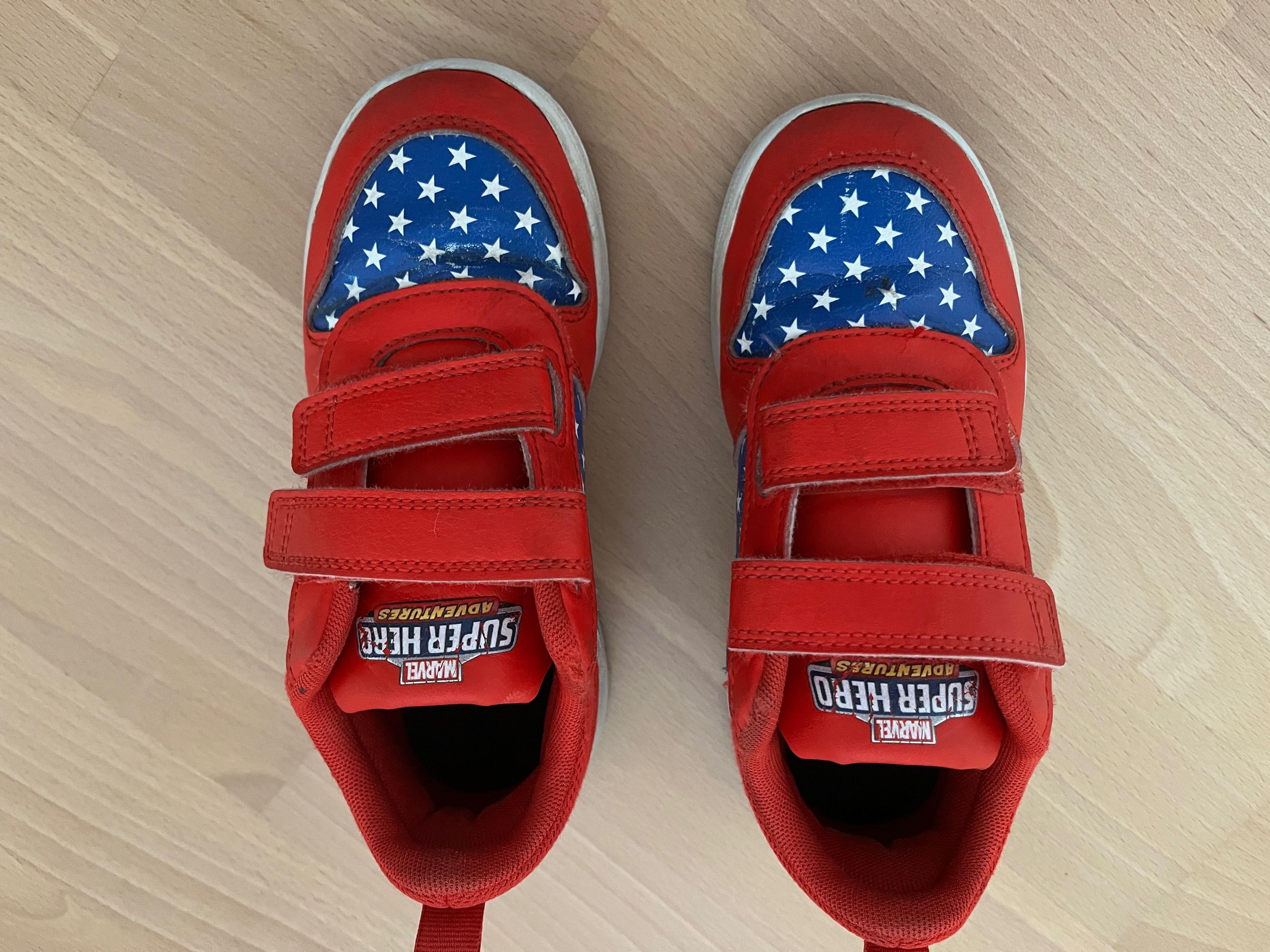 Buty chłopięce ADIDAS Marvel rozm 30