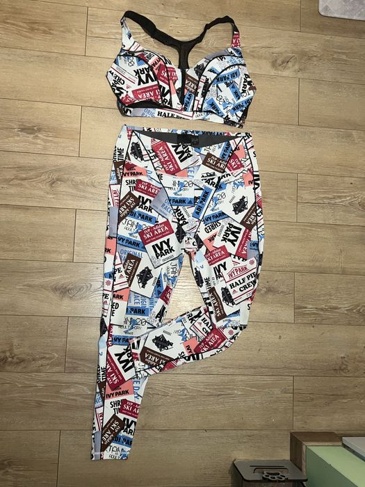 Zestaw dla ćwiczeń legginsy i biustonosz bustier Adidas x Ivy Park XL